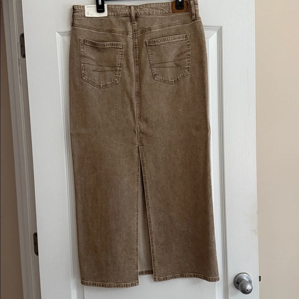 Taupe Denim Maxi Skirt - American Eagle - Picture 2 of 4